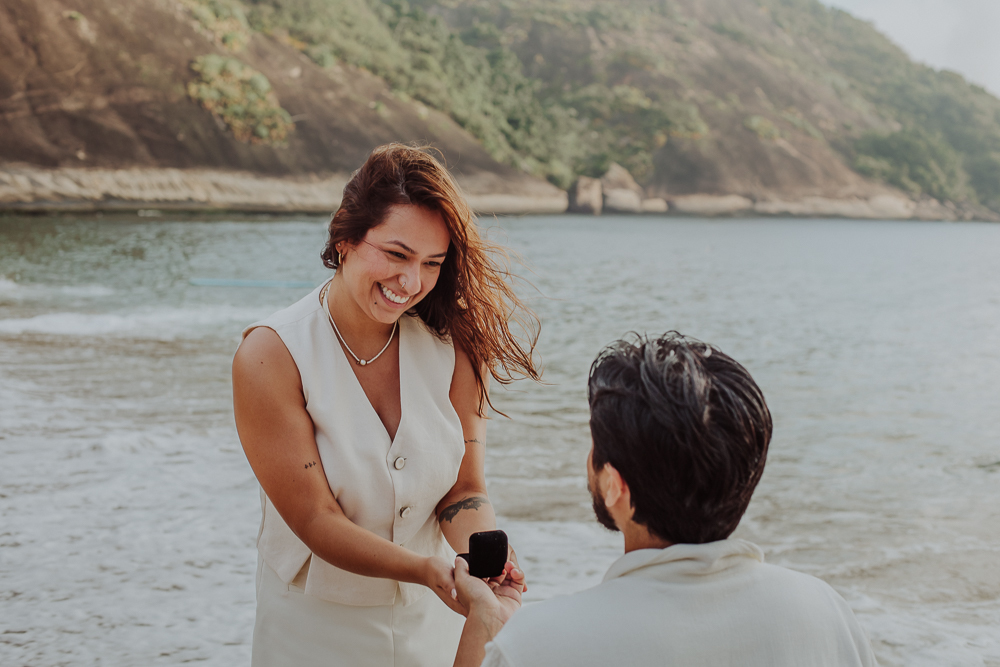 Marriage Proposal Photography, photography for tourists, fotografia de pedido de casamento rio de janeiro rj, pedido de casamento na praia vermelha rio de janeiro, pedido de casamento na praia,  ideias para pedido de casamento, alianca noivado