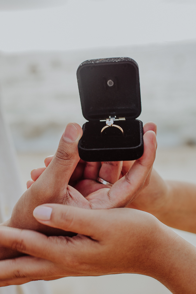 Marriage Proposal Photography, photography for tourists, fotografia de pedido de casamento rio de janeiro rj, pedido de casamento na praia vermelha rio de janeiro, pedido de casamento na praia,  ideias para pedido de casamento, alianca noivado