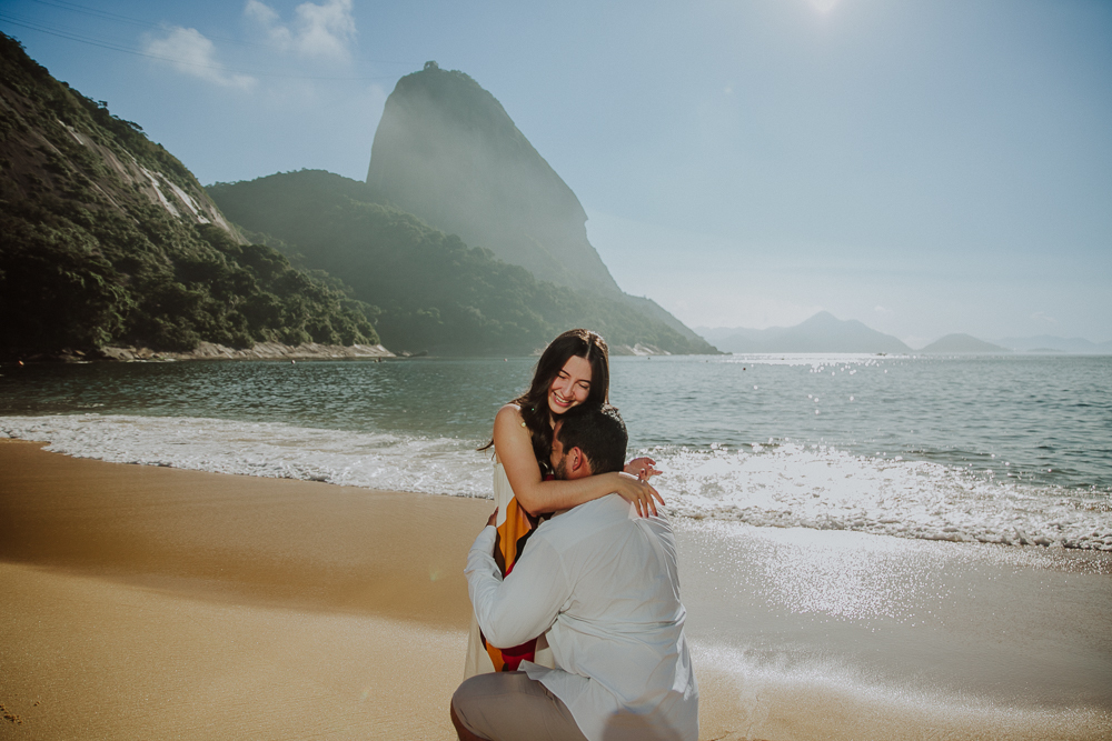 Marriage Proposal Photography, photography for tourists, fotografia de pedido de casamento rio de janeiro rj, pedido de casamento na praia vermelha rio de janeiro, pedido de casamento na praia,  ideias para pedido de casamento, alianca noivado