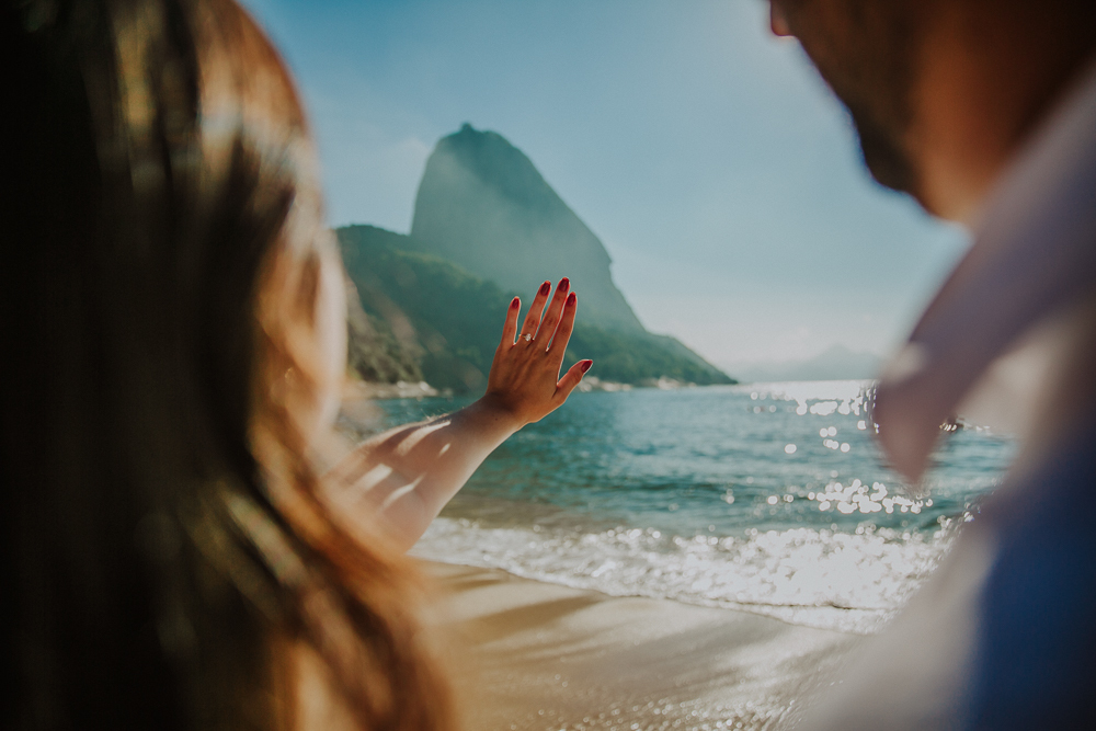 Marriage Proposal Photography, photography for tourists, fotografia de pedido de casamento rio de janeiro rj, pedido de casamento na praia vermelha rio de janeiro, pedido de casamento na praia,  ideias para pedido de casamento, alianca noivado