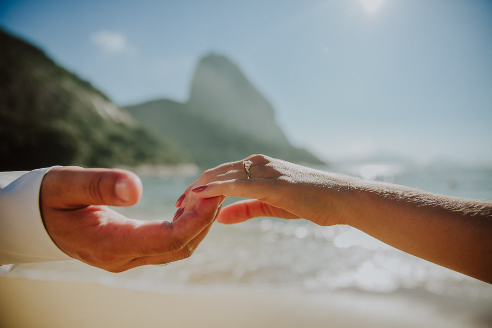 Marriage Proposal Photography, photography for tourists, fotografia de pedido de casamento rio de janeiro rj, pedido de casamento na praia vermelha rio de janeiro, pedido de casamento na praia,  ideias para pedido de casamento, alianca noivado