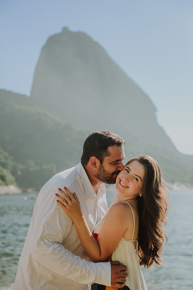 Marriage Proposal Photography, photography for tourists, fotografia de pedido de casamento rio de janeiro rj, pedido de casamento na praia vermelha rio de janeiro, pedido de casamento na praia,  ideias para pedido de casamento, alianca noivado