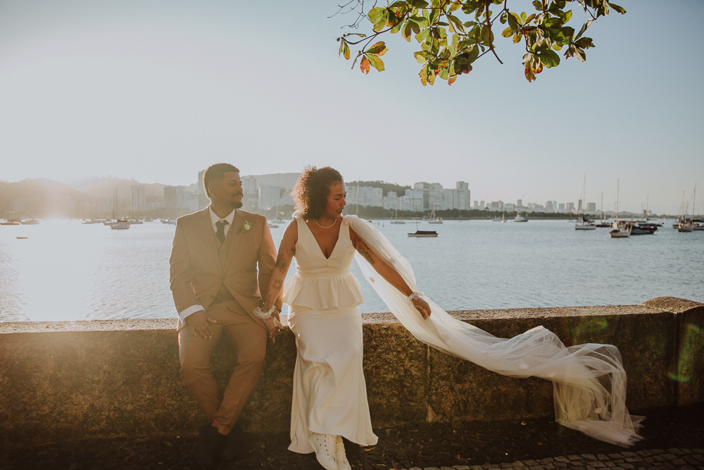 Fotografia afetiva de casamento na Mureta da Urca.