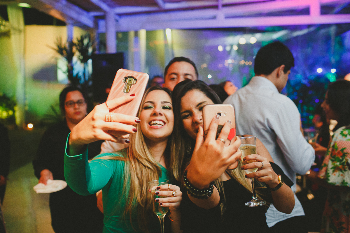 fotografo aline lelles e rodrigo wittitz, fotografia afetiva, fotografia de casamento, casando a noite, lokal ideal