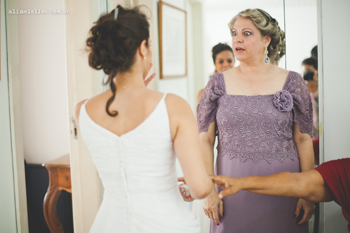 A linguagem da Fotografia Afetiva Aline Lelles Rodrigo Wittitz, Fotografia de Casamento, making off da noiva, Festa de Casamento, Bouquet, Decoração de Casamento, Vestido de Noiva, RJ alma