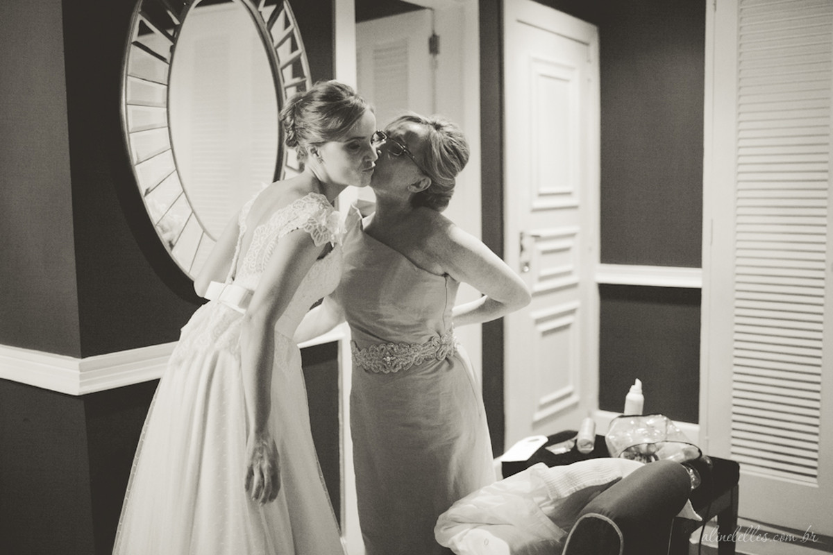 Fotografia Afetiva Aline Lelles Rodrigo Wittitz, Fotografia de Casamento, making off da noiva, Festa de Casamento, Bouquet, Decoração de Casamento, Vestido de Noiva, La Suite Boutique Hotel RJ