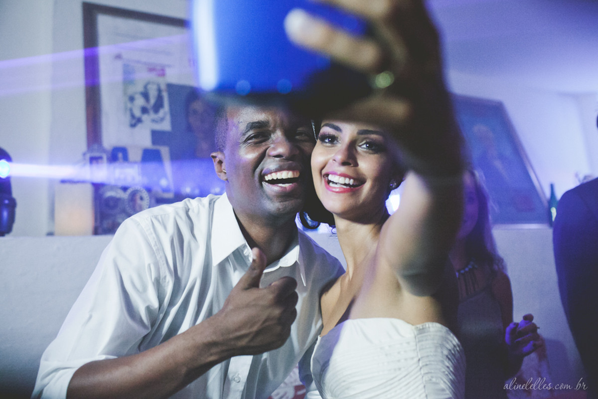 Fotografia Afetiva Aline Lelles Rodrigo Wittitz, Fotografia de Casamento, making off da noiva, Festa de Casamento, Bouquet, Decoração de Casamento, Vestido de Noiva, Hotel Santa Teresa - RJ