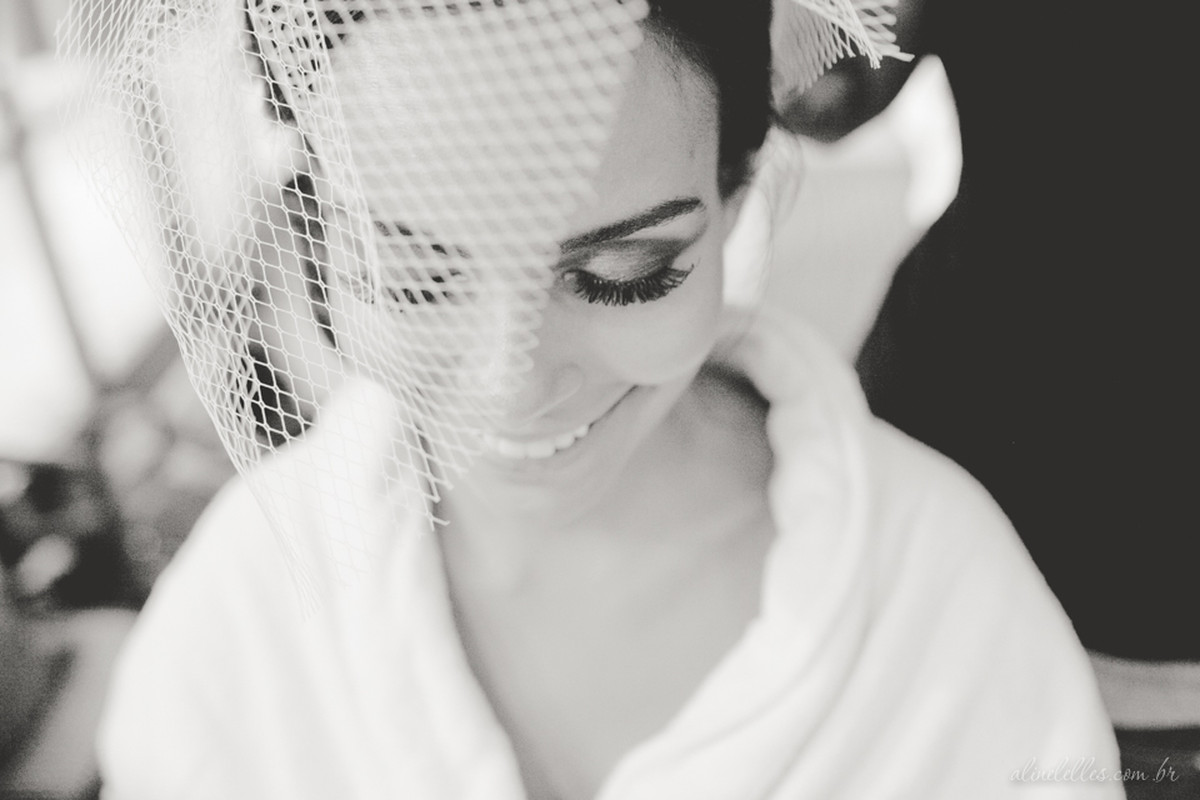 Fotografia Afetiva Aline Lelles Rodrigo Wittitz, Fotografia de Casamento, making off da noiva, Festa de Casamento, Bouquet, Decoração de Casamento, Vestido de Noiva, Hotel Santa Teresa - RJ