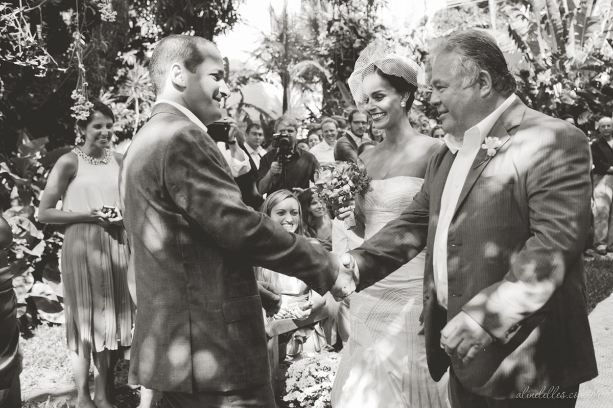 Fotografia Afetiva Aline Lelles Rodrigo Wittitz, Fotografia de Casamento, making off da noiva, Festa de Casamento, Bouquet, Decoração de Casamento, Vestido de Noiva, Hotel Santa Teresa - RJ