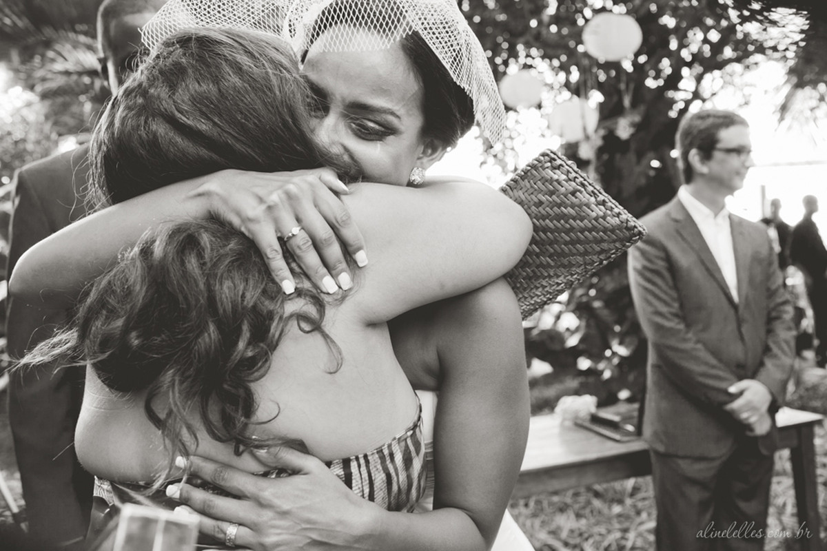 Fotografia Afetiva Aline Lelles Rodrigo Wittitz, Fotografia de Casamento, making off da noiva, Festa de Casamento, Bouquet, Decoração de Casamento, Vestido de Noiva, Hotel Santa Teresa - RJ