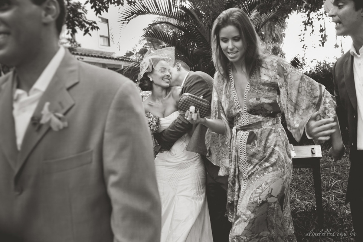 Fotografia Afetiva Aline Lelles Rodrigo Wittitz, Fotografia de Casamento, making off da noiva, Festa de Casamento, Bouquet, Decoração de Casamento, Vestido de Noiva, Hotel Santa Teresa - RJ