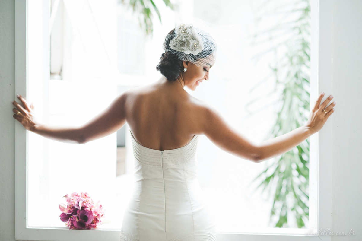 Fotografia Afetiva Aline Lelles Rodrigo Wittitz, Fotografia de Casamento, making off da noiva, Festa de Casamento, Bouquet, Decoração de Casamento, Vestido de Noiva, Hotel Santa Teresa - RJ