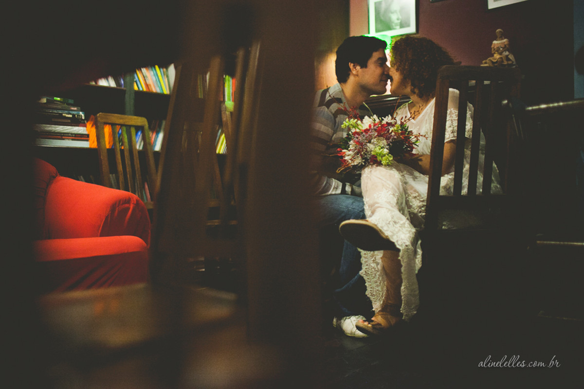 Livros, chás e histórias de amor | Ensaio de Casal Rio de Janeiro | Winnee e Ângelo