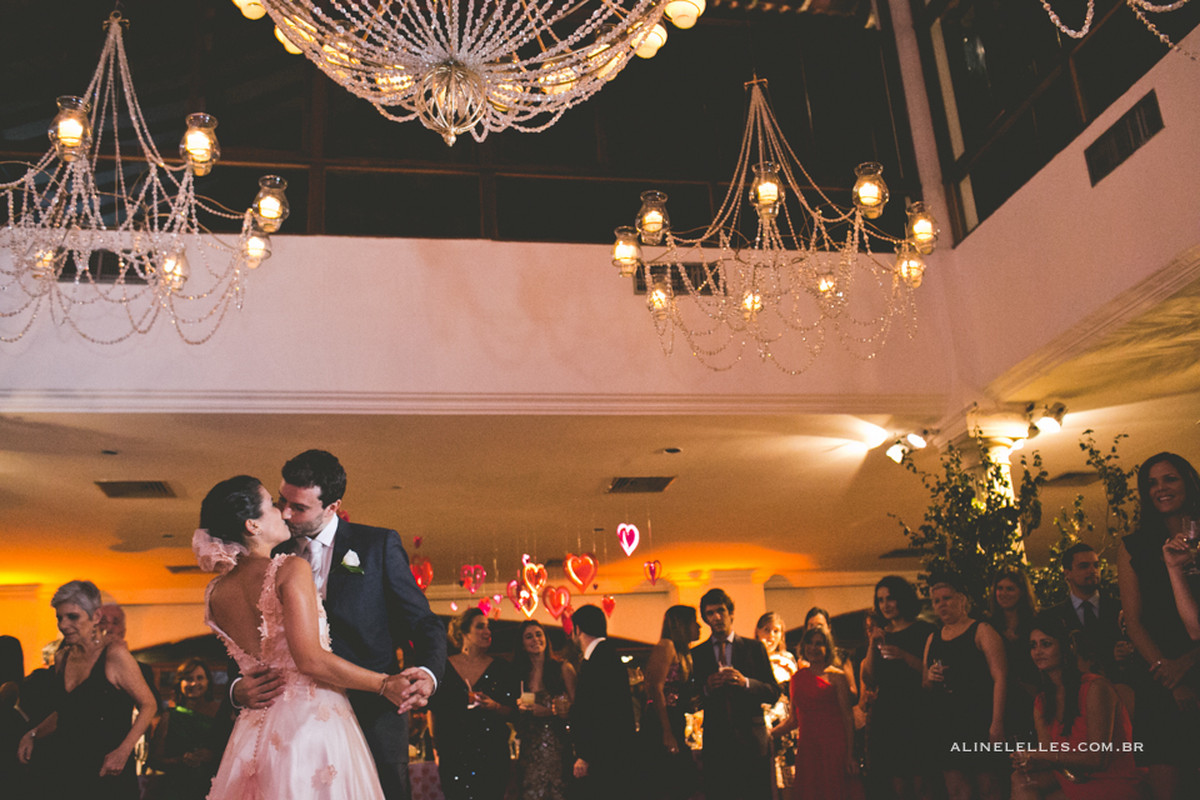 Affective Photography, Wedding Photography, Making Off Bride, Making Off Groom, Wedding Party, Bride Photos, Groom Photos, Bouquet, Wedding Decoration, Aline Lelles and Rodrigo Wittitz