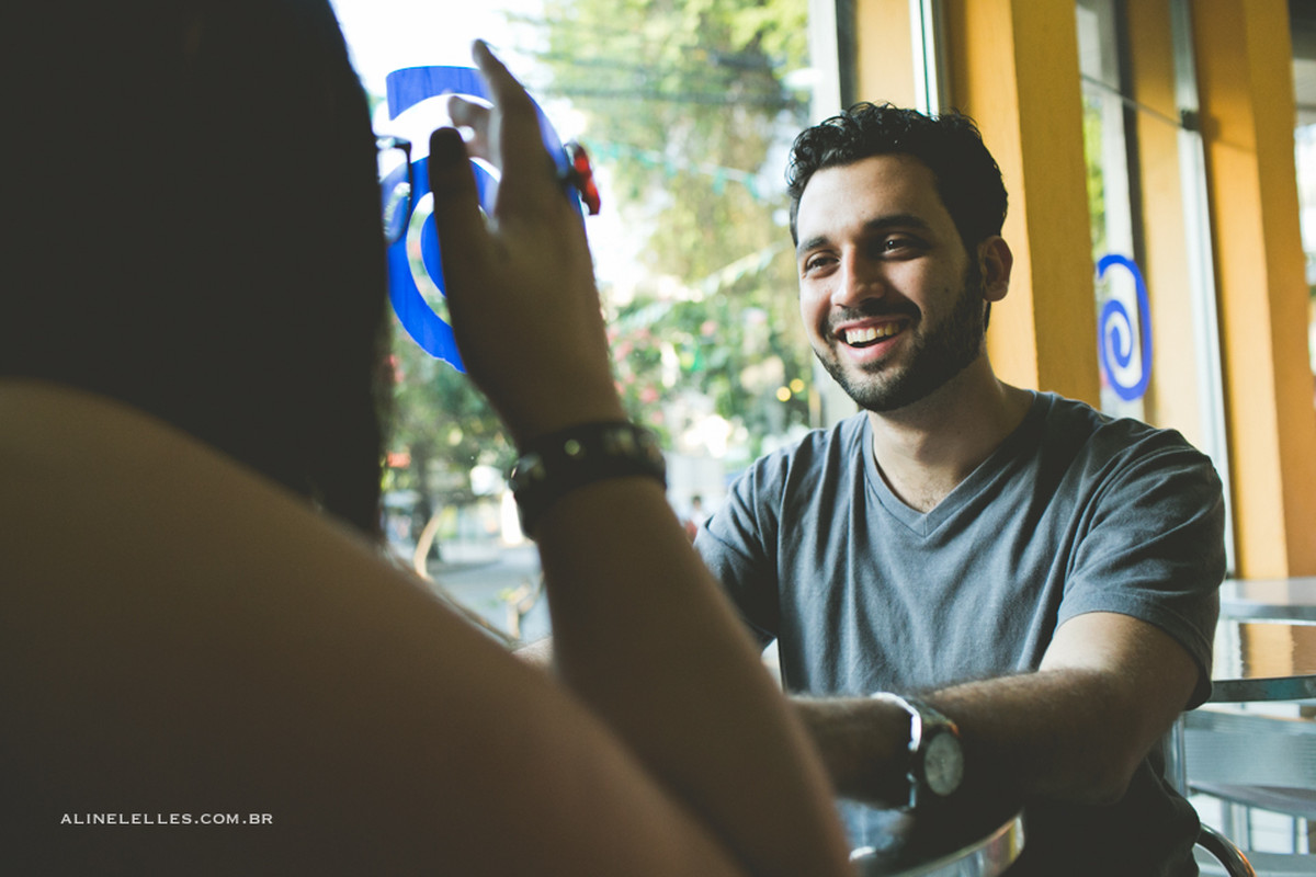 aline lelles, aula de fotografia, como fotografar de tarde, como fotografar de dia, como fotografar com luz natural, alegria, vinicius de moraes, soneto de fidelidade, grajau, curso de fotografia, e-session, engagement session, ensaio, ensaio de casal, en