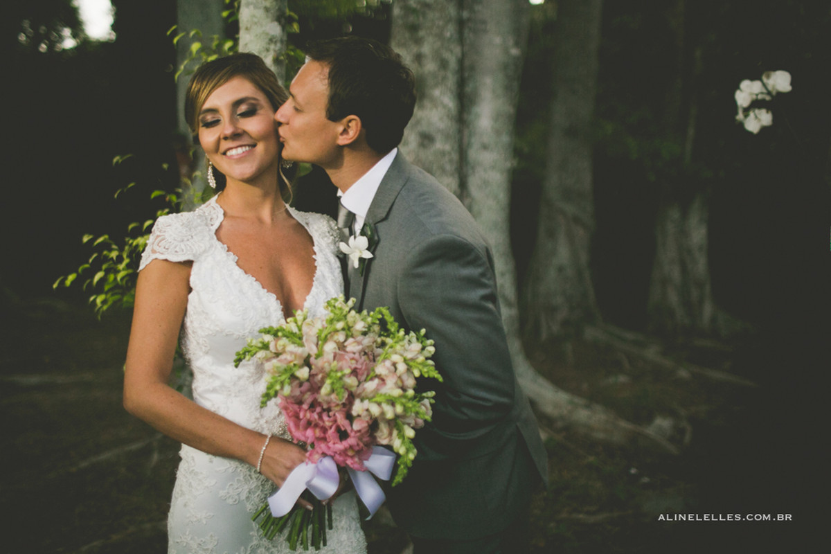 Affective Photography, Wedding Photography, Making Off Bride, Making Off Groom, Wedding Party, Wedding Photos, Groom Photos, Wedding Decor, Aline Lelles and Rodrigo Wittitz