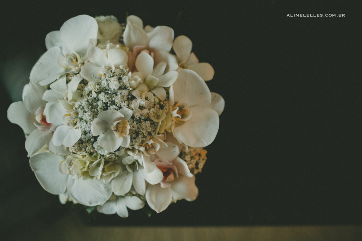 Fotografia Afetiva Aline Lelles Rodrigo Wittitz, Fotografia de Casamento, making off da noiva, Festa de Casamento, Bouquet, Decora&ccedil;&atilde;o de Casamento, Vestido de Noiva, Espa&ccedil;o Boa Vista  - RJ