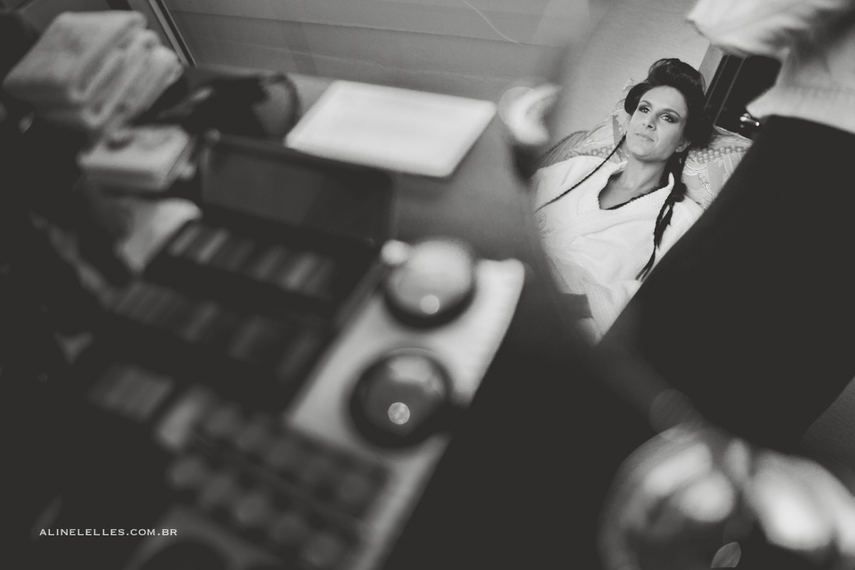 Fotografia Afetiva Aline Lelles Rodrigo Wittitz, Fotografia de Casamento, making off da noiva, Festa de Casamento, Bouquet, Decora&ccedil;&atilde;o de Casamento, Vestido de Noiva, Espa&ccedil;o Boa Vista  - RJ