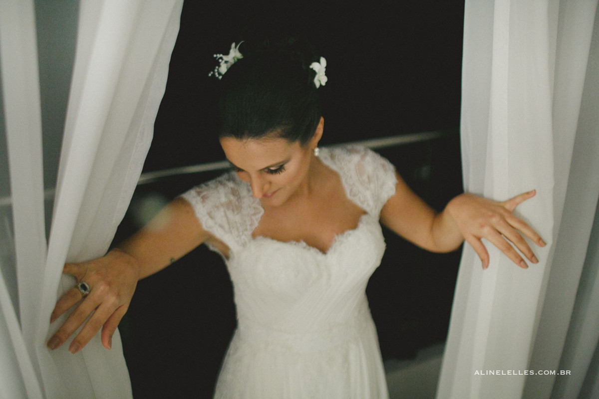 Fotografia Afetiva Aline Lelles Rodrigo Wittitz, Fotografia de Casamento, making off da noiva, Festa de Casamento, Bouquet, Decora&ccedil;&atilde;o de Casamento, Vestido de Noiva, Espa&ccedil;o Boa Vista  - RJ