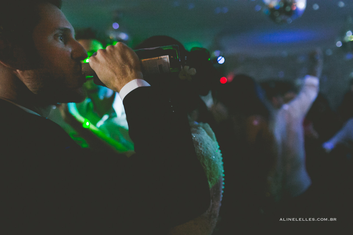 Fotografia Afetiva Aline Lelles Rodrigo Wittitz, Fotografia de Casamento, making off da noiva, Festa de Casamento, Bouquet, Decora&ccedil;&atilde;o de Casamento, Vestido de Noiva, Espa&ccedil;o Boa Vista  - RJ