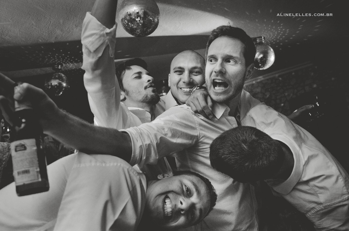 Fotografia Afetiva Aline Lelles Rodrigo Wittitz, Fotografia de Casamento, making off da noiva, Festa de Casamento, Bouquet, Decora&ccedil;&atilde;o de Casamento, Vestido de Noiva, Espa&ccedil;o Boa Vista  - RJ