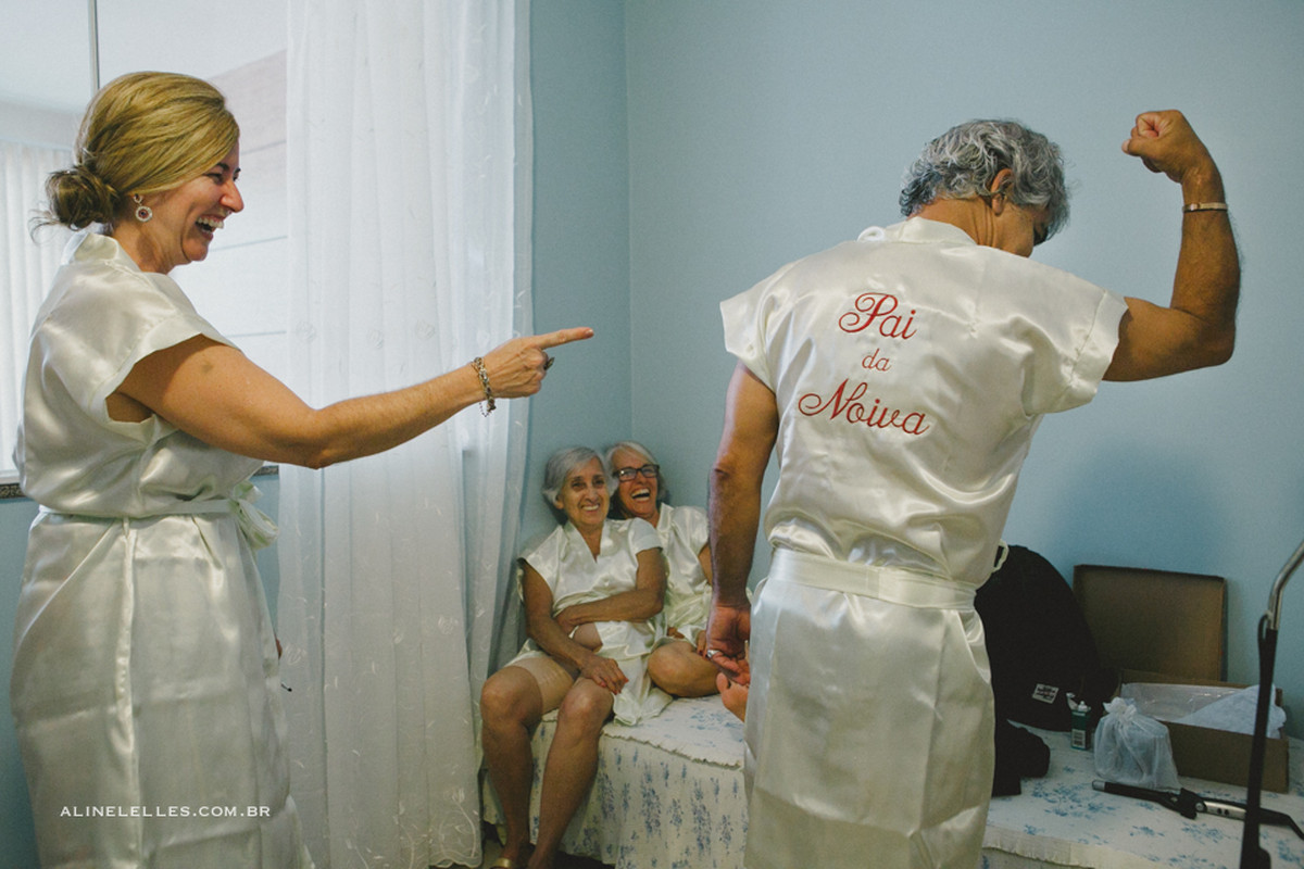 Fotografia Afetiva Aline Lelles Rodrigo Wittitz, Fotografia de Casamento, making off da noiva, Festa de Casamento, Bouquet, Decora&ccedil;&atilde;o de Casamento, Vestido de Noiva, RJ