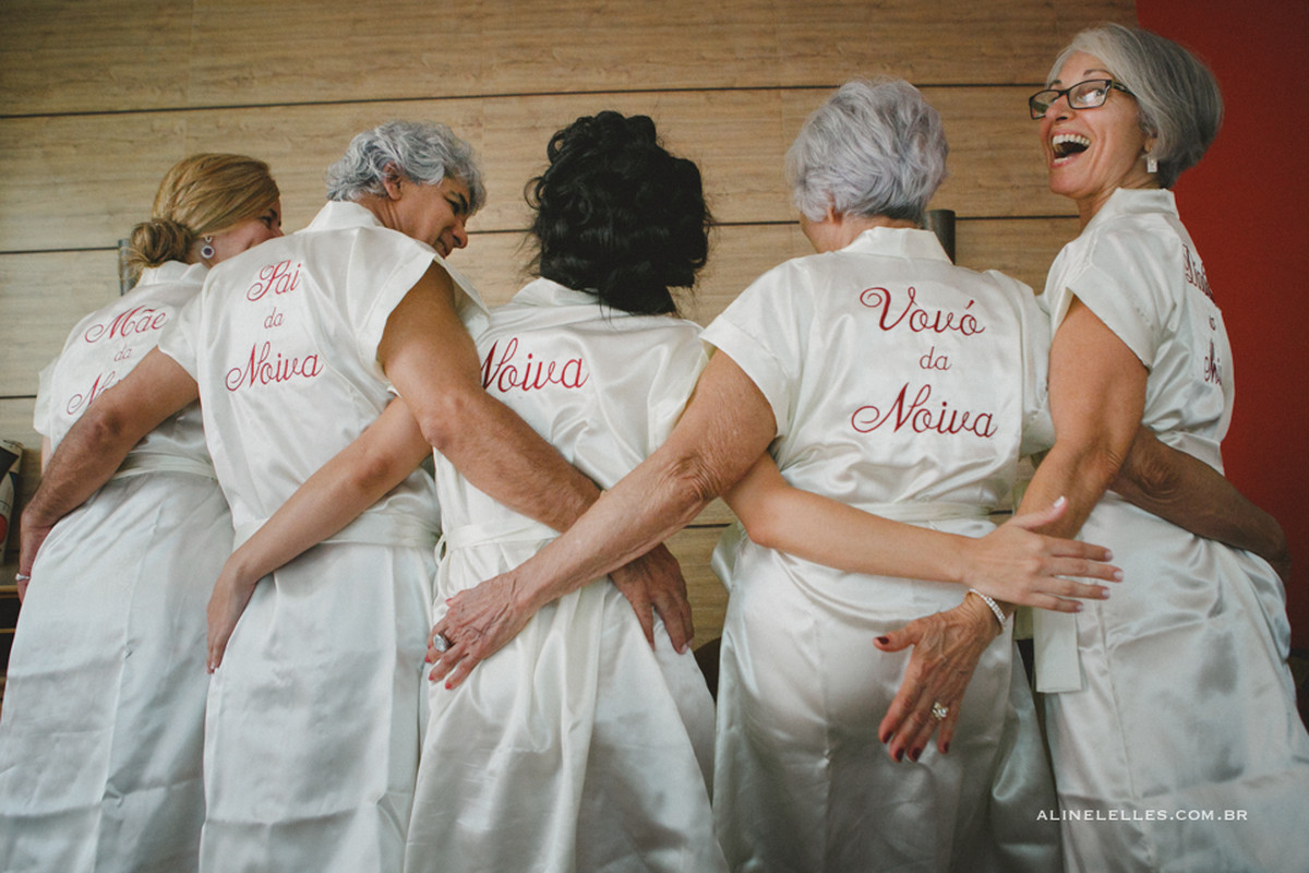 Fotografia Afetiva Aline Lelles Rodrigo Wittitz, Fotografia de Casamento, making off da noiva, Festa de Casamento, Bouquet, Decora&ccedil;&atilde;o de Casamento, Vestido de Noiva, RJ