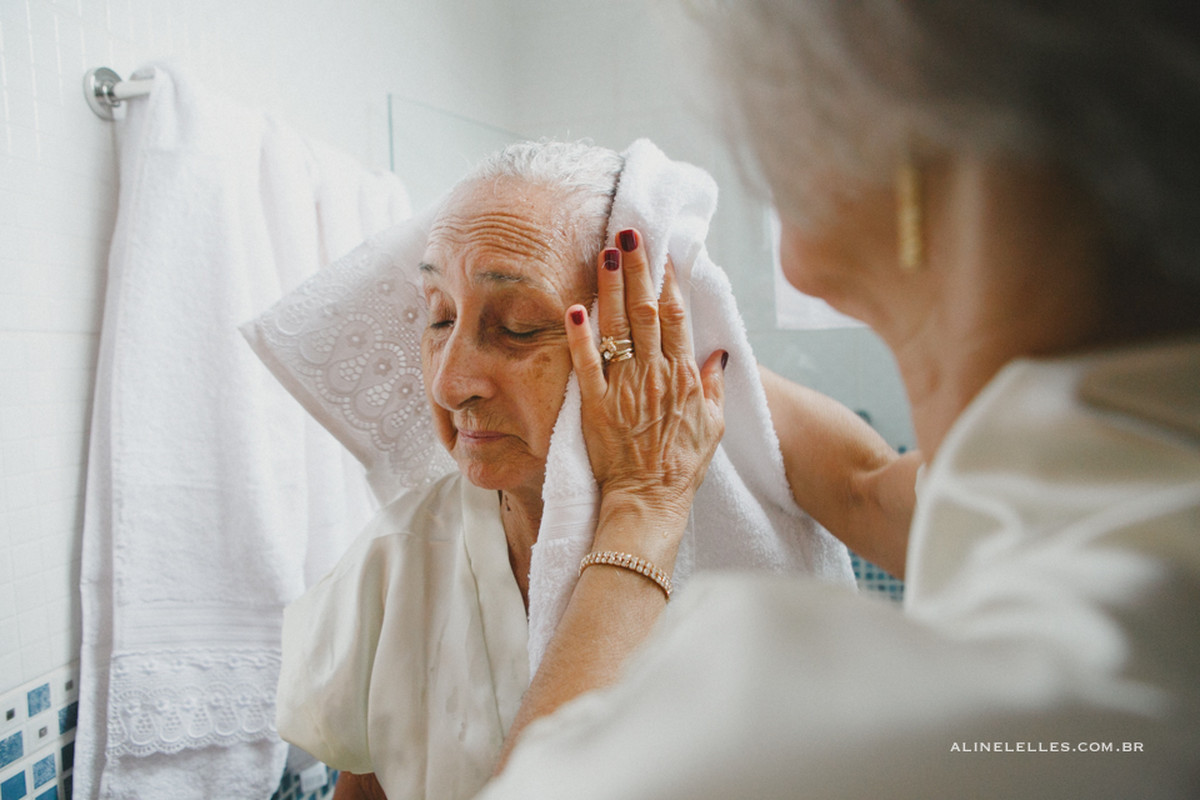 Fotografia Afetiva Aline Lelles Rodrigo Wittitz, Fotografia de Casamento, making off da noiva, Festa de Casamento, Bouquet, Decora&ccedil;&atilde;o de Casamento, Vestido de Noiva, RJ