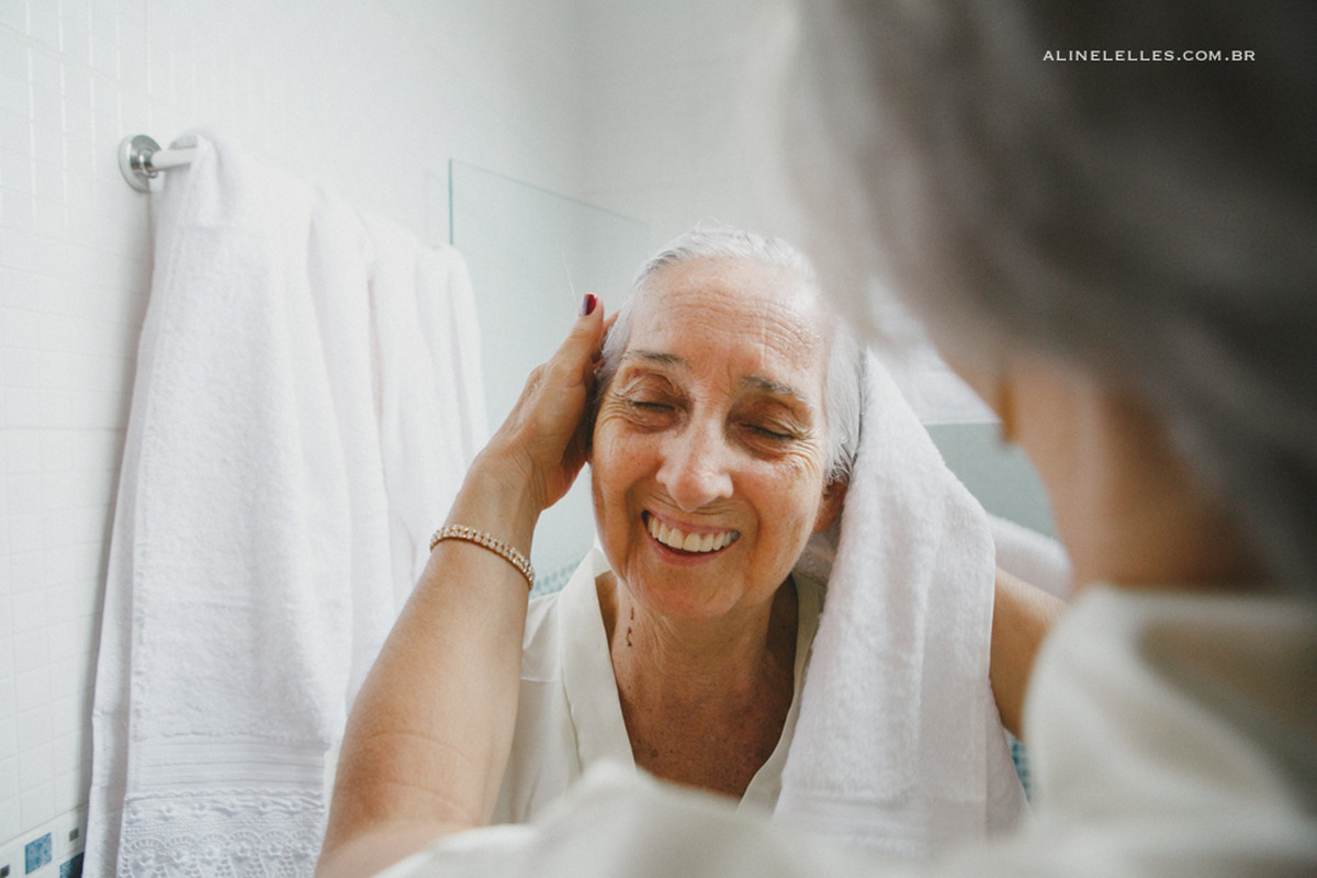Fotografia Afetiva Aline Lelles Rodrigo Wittitz, Fotografia de Casamento, making off da noiva, Festa de Casamento, Bouquet, Decora&ccedil;&atilde;o de Casamento, Vestido de Noiva, RJ