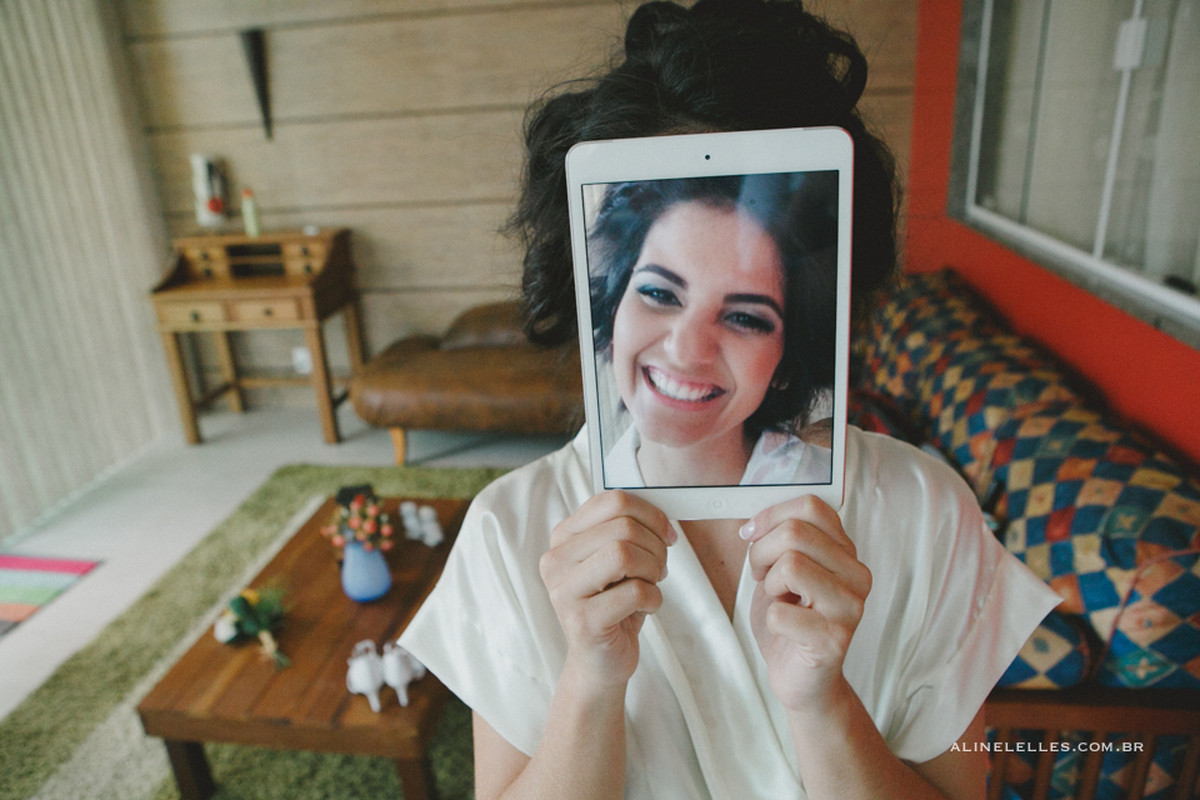 Fotografia Afetiva Aline Lelles Rodrigo Wittitz, Fotografia de Casamento, making off da noiva, Festa de Casamento, Bouquet, Decora&ccedil;&atilde;o de Casamento, Vestido de Noiva, RJ