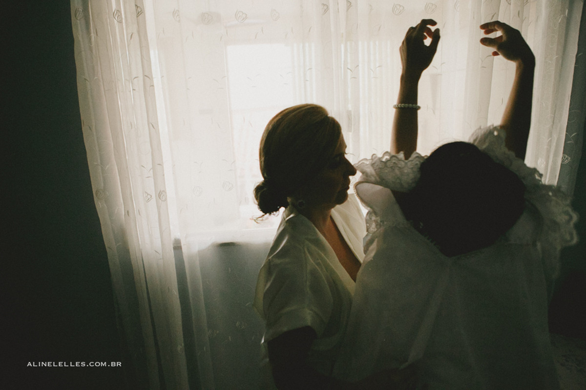 Fotografia Afetiva Aline Lelles Rodrigo Wittitz, Fotografia de Casamento, making off da noiva, Festa de Casamento, Bouquet, Decora&ccedil;&atilde;o de Casamento, Vestido de Noiva, RJ