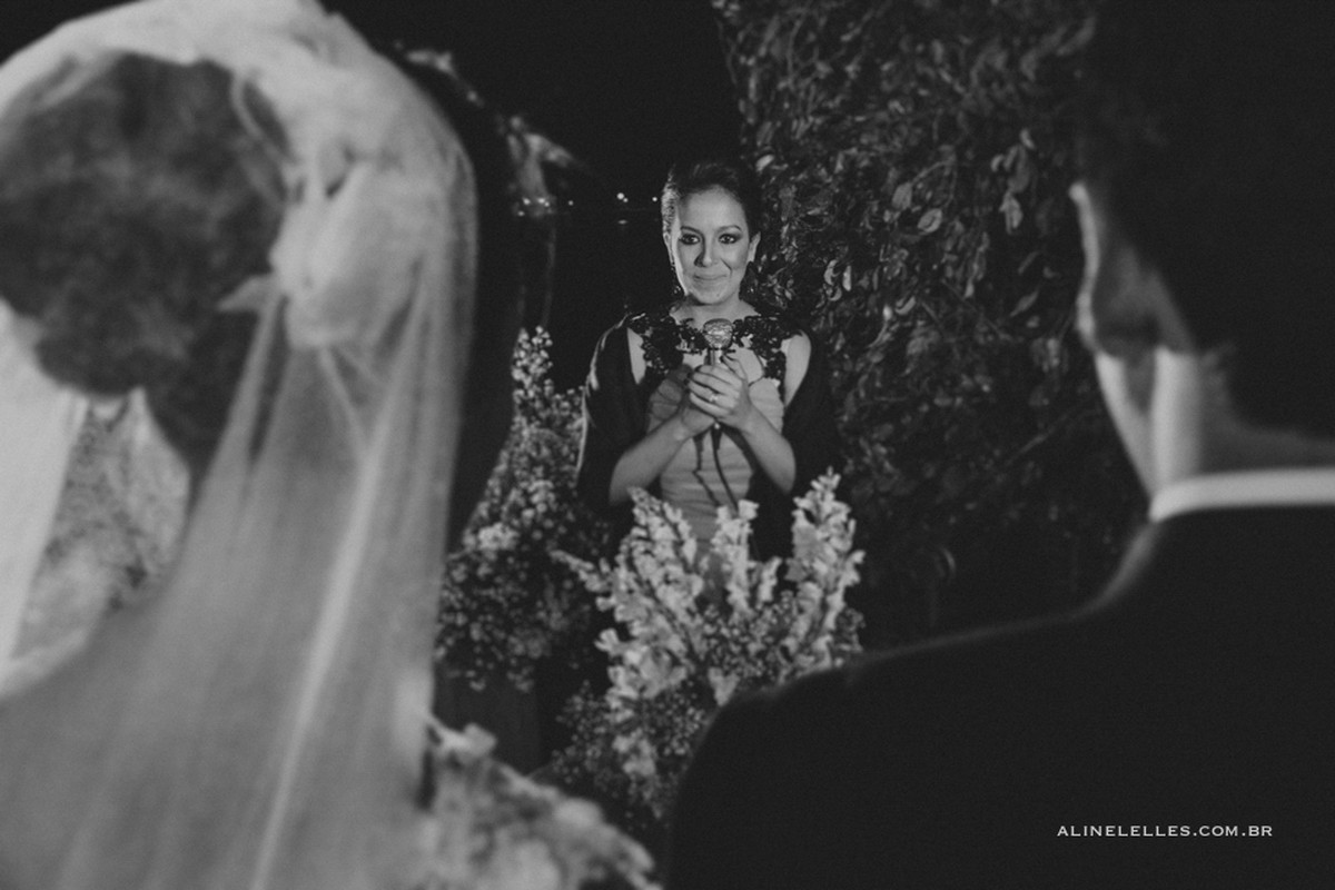 Fotografia Afetiva Aline Lelles Rodrigo Wittitz, Fotografia de Casamento, making off da noiva, Festa de Casamento, Bouquet, Decora&ccedil;&atilde;o de Casamento, Vestido de Noiva, Iate Clube de Belo Horizonte - MG