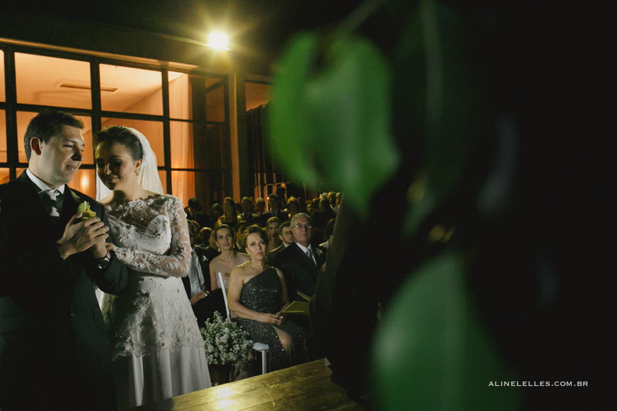 Fotografia Afetiva Aline Lelles Rodrigo Wittitz, Fotografia de Casamento, making off da noiva, Festa de Casamento, Bouquet, Decora&ccedil;&atilde;o de Casamento, Vestido de Noiva, Iate Clube de Belo Horizonte - MG