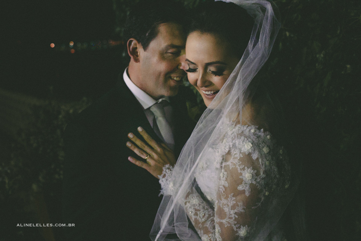 Affective Photography Aline Lelles Rodrigo Wittitz, Wedding Photography, Making Off the Bride, Wedding Party, Bouquet, Wedding Decor, Wedding Dress, Belo Horizonte Yacht Club - MG