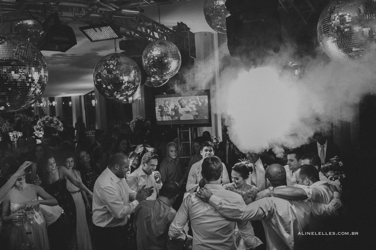 Affective Photography Aline Lelles Rodrigo Wittitz, Wedding Photography, Making Off the Bride, Wedding Party, Bouquet, Wedding Decor, Wedding Dress, Belo Horizonte Yacht Club - MG