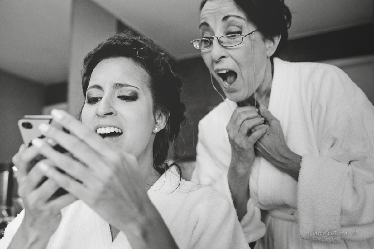 Fotografia Afetiva Aline Lelles Rodrigo Wittitz, Fotografia de Casamento, making off da noiva, Festa de Casamento, Bouquet, Decora&ccedil;&atilde;o de Casamento, Vestido de Noiva