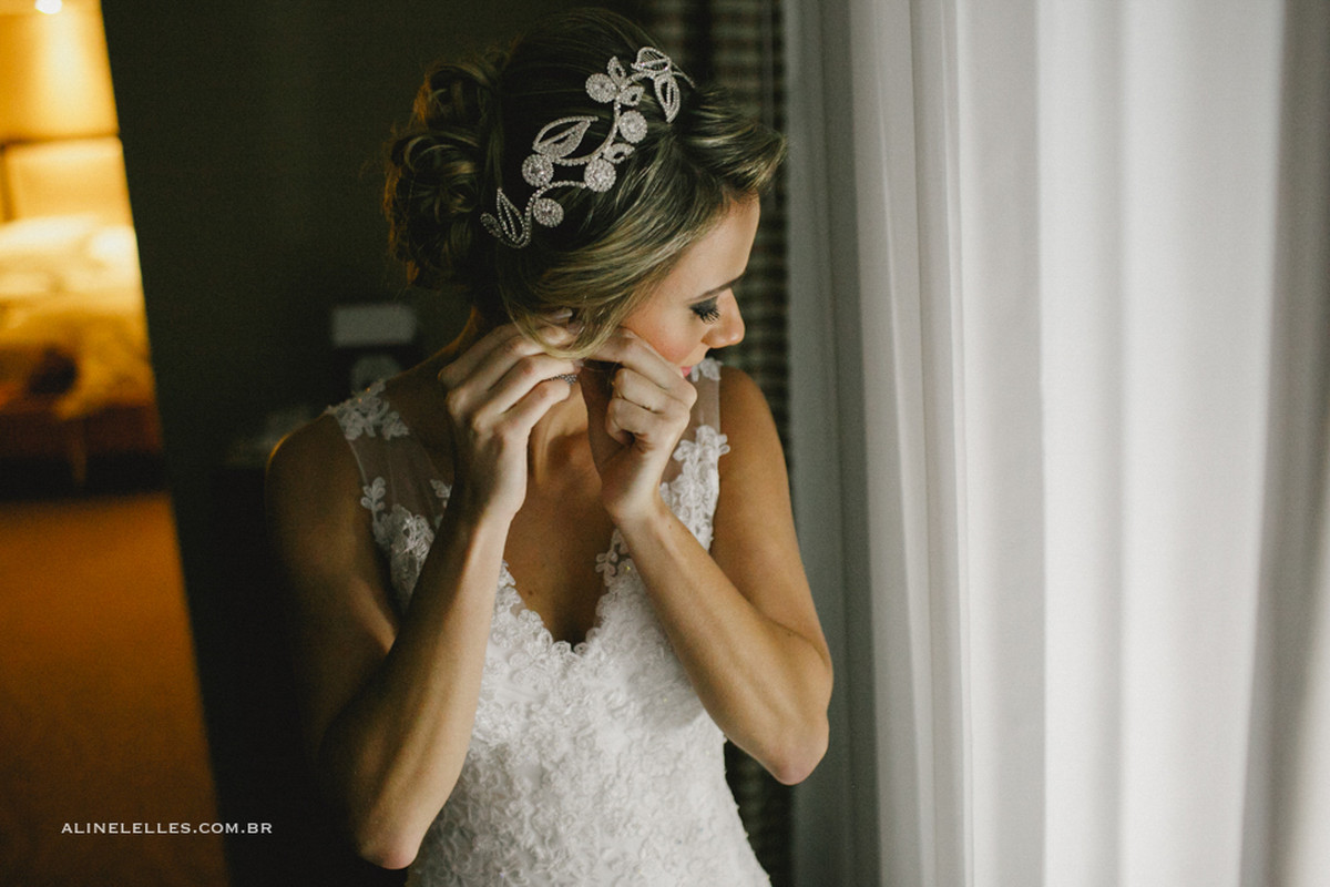 Fotografia Afetiva Aline Lelles Rodrigo Wittitz, Fotografia de Casamento, making off da noiva, Festa de Casamento, Casa de Festas Quinta do Chapec&oacute;, Bouquet, Decora&ccedil;&atilde;o de Casamento, Vestido de Noiva