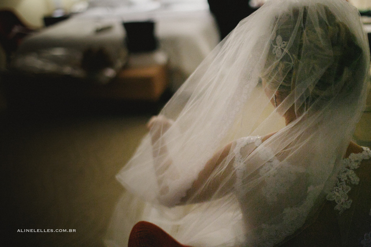 Fotografia Afetiva Aline Lelles Rodrigo Wittitz, Fotografia de Casamento, making off da noiva, Festa de Casamento, Casa de Festas Quinta do Chapec&oacute;, Bouquet, Decora&ccedil;&atilde;o de Casamento, Vestido de Noiva