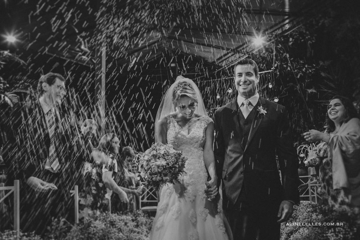 Fotografia Afetiva Aline Lelles Rodrigo Wittitz, Fotografia de Casamento, making off da noiva, Festa de Casamento, Casa de Festas Quinta do Chapec&oacute;, Bouquet, Decora&ccedil;&atilde;o de Casamento, Vestido de Noiva