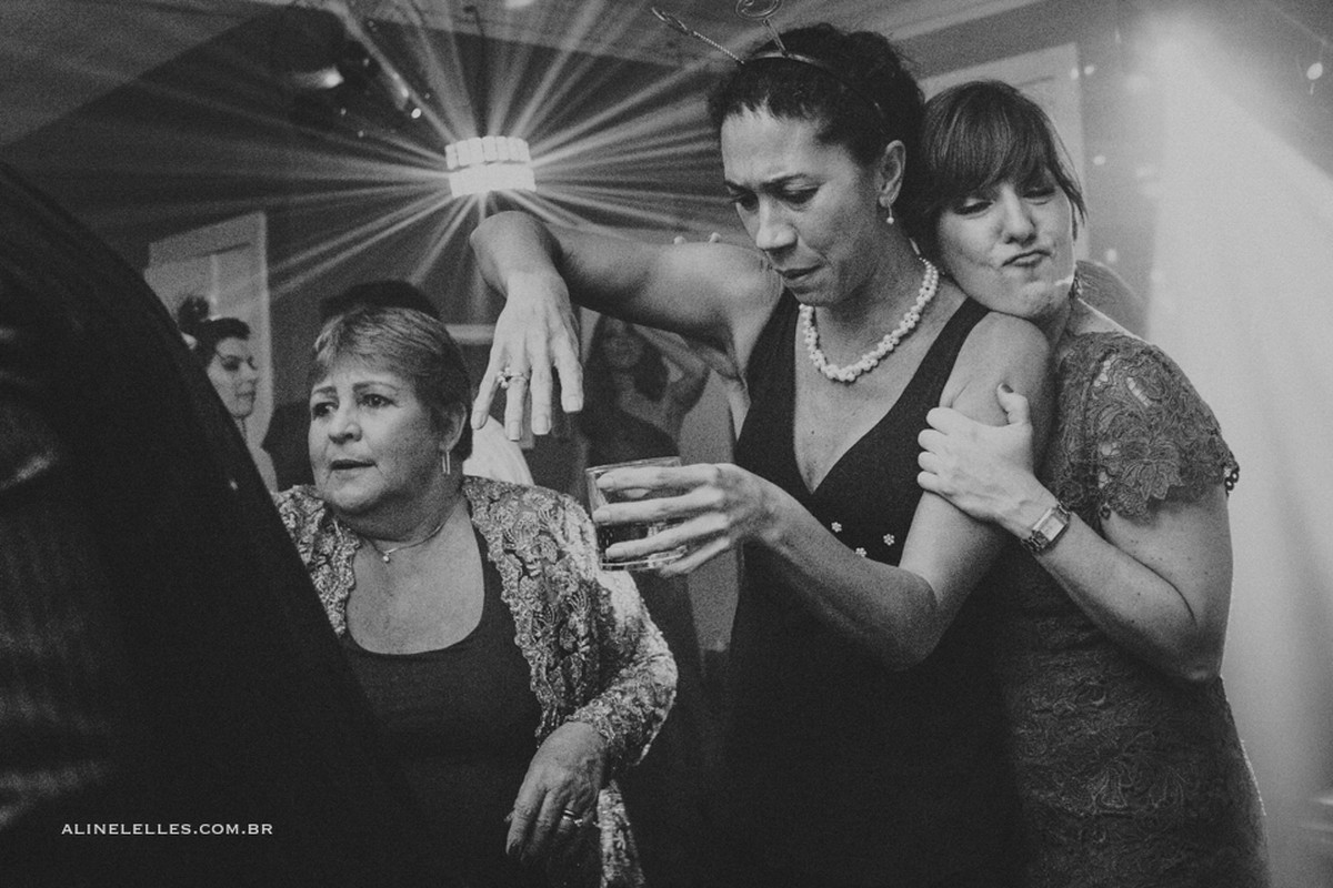 Fotografia Afetiva Aline Lelles Rodrigo Wittitz, Fotografia de Casamento, making off da noiva, Festa de Casamento, Casa de Festas Quinta do Chapec&oacute;, Bouquet, Decora&ccedil;&atilde;o de Casamento, Vestido de Noiva