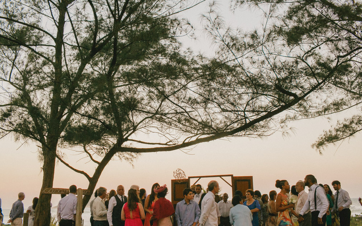Photographie Affective Aline Lelles Rodrigo Wittitz, Wedding Photography, making off de la mari&eacute;e, robe de soir&eacute;e, Grumari Beach Garden, RJ, Bouquet, D&eacute;coration de mariage, robe de mari&eacute;e, H Stern