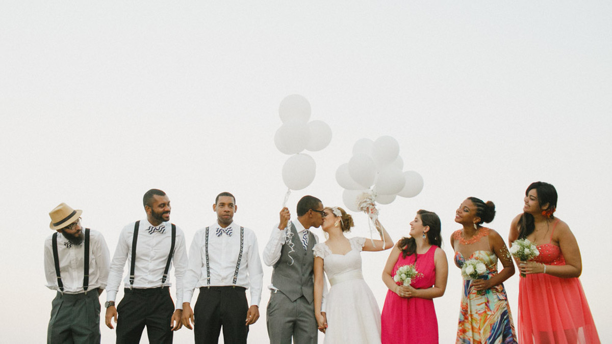 Photographie Affective Aline Lelles Rodrigo Wittitz, Wedding Photography, making off de la mari&eacute;e, robe de soir&eacute;e, Grumari Beach Garden, RJ, Bouquet, D&eacute;coration de mariage, robe de mari&eacute;e, H Stern