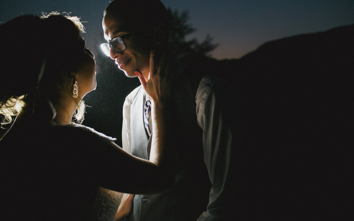 Photographie Affective Aline Lelles Rodrigo Wittitz, Wedding Photography, making off de la mari&eacute;e, robe de soir&eacute;e, Grumari Beach Garden, RJ, Bouquet, D&eacute;coration de mariage, robe de mari&eacute;e, H Stern