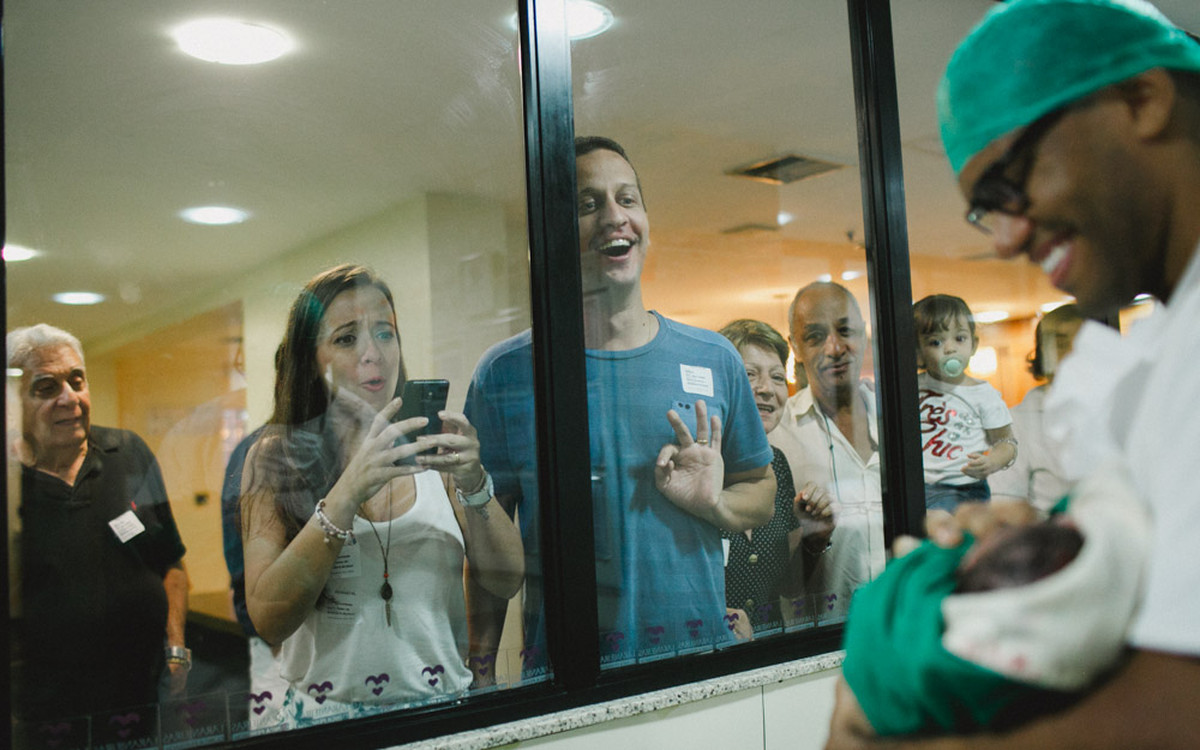 Já que é dia dos pais… | Elaine, Mariano e João Gabriel | Fotografia de Parto Rio de Janeiro