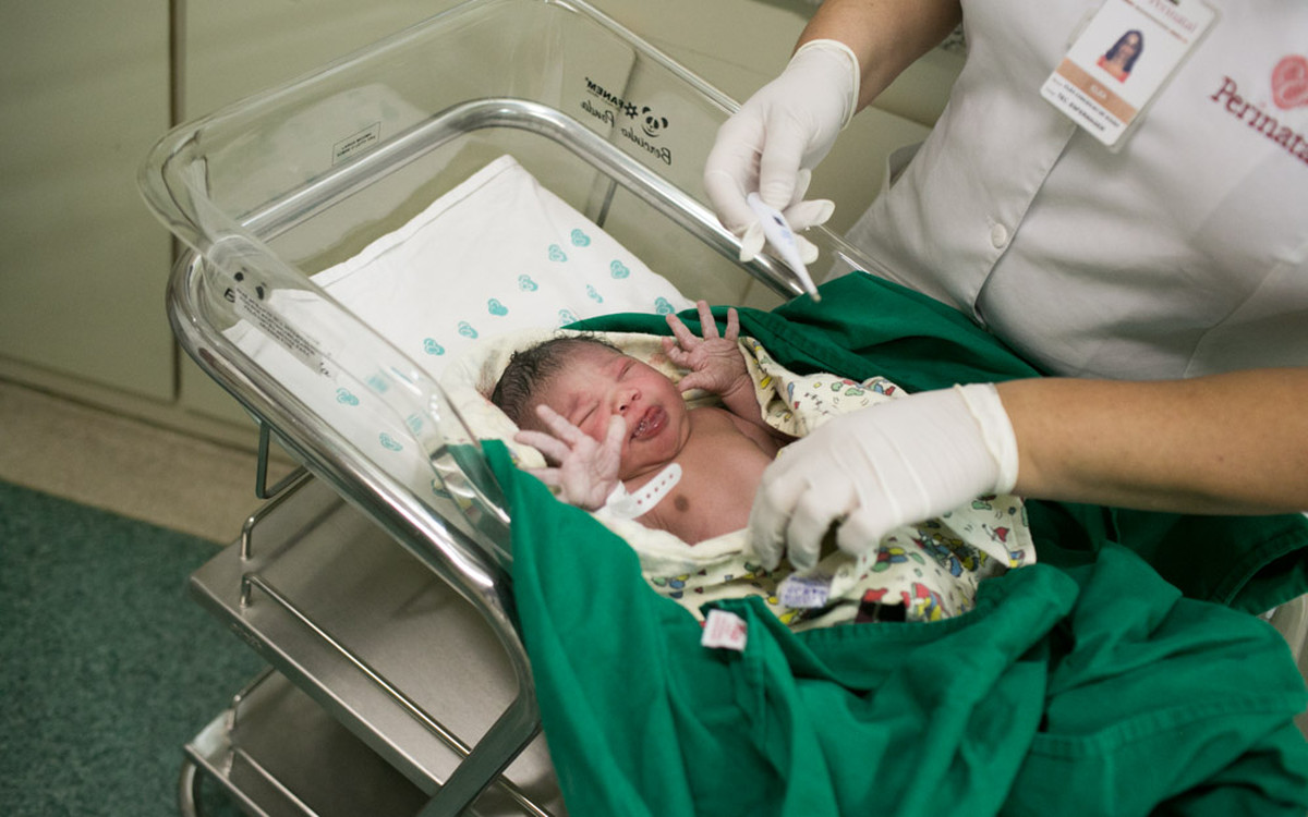 Já que é dia dos pais… | Elaine, Mariano e João Gabriel | Fotografia de Parto Rio de Janeiro