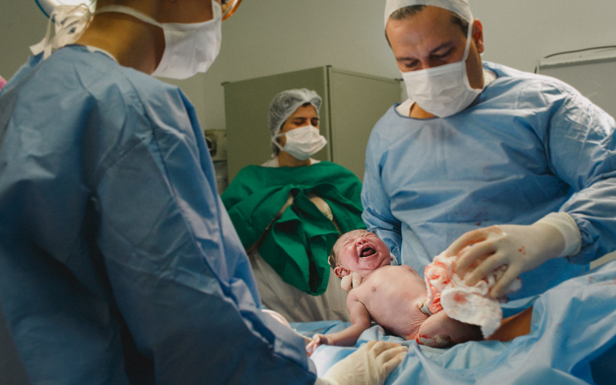 Já que é dia dos pais… | Elaine, Mariano e João Gabriel | Fotografia de Parto Rio de Janeiro