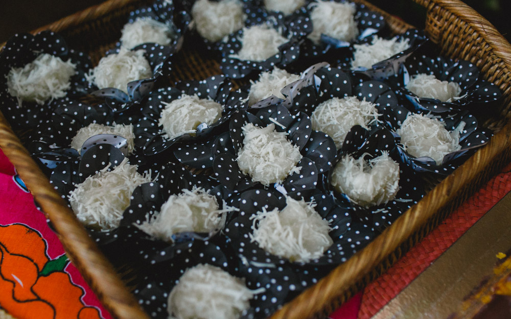 docinho de coco na festa junina na casa da vov&oacute;
