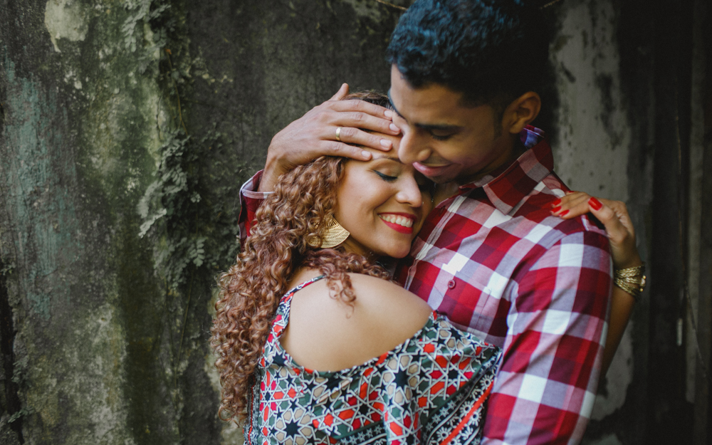 amor, alegria, paix&atilde;o e cumplicidade durante ensaio de casal no rio de janeiro