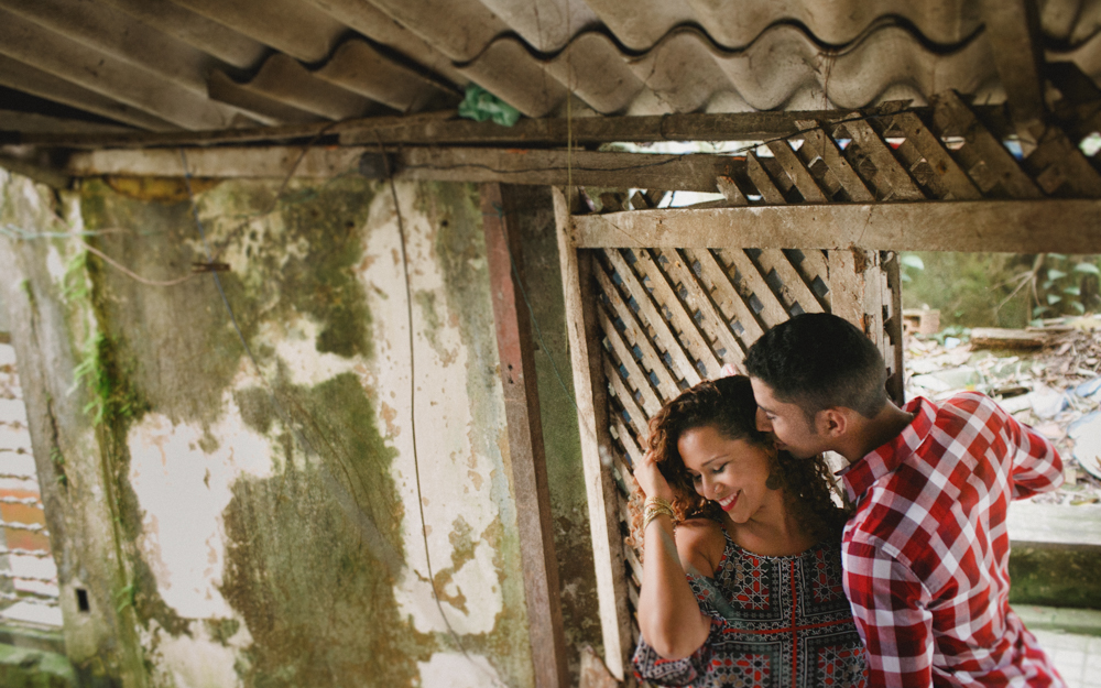 amor, alegria, paix&atilde;o e cumplicidade durante ensaio de casal no rio de janeiro