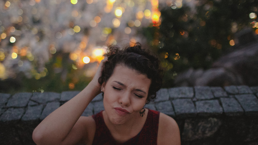 Ap&oacute;s se familiarizar com o clima de modelo, Nathalia Lovati agora mais solta, brinca com as poses.